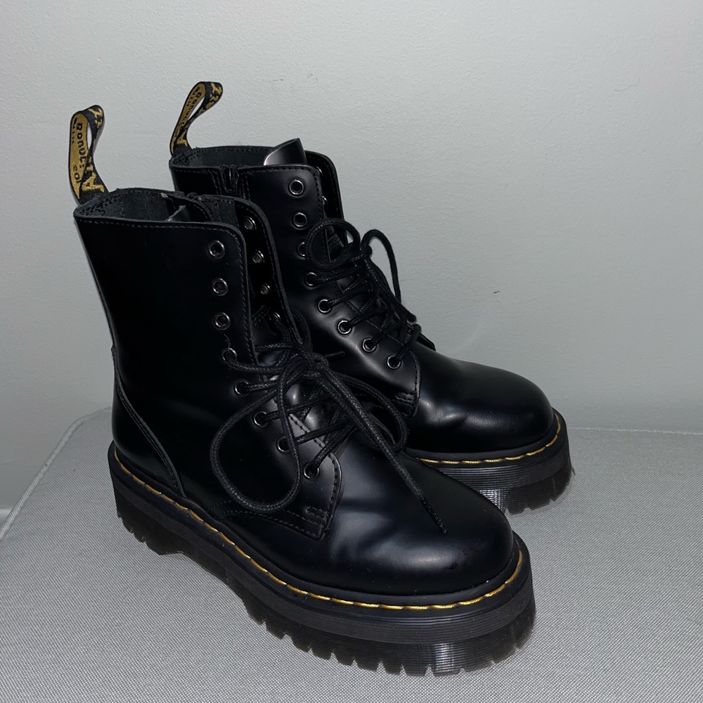 Dr. Marten Jadon Platform Boots - near perfect condition